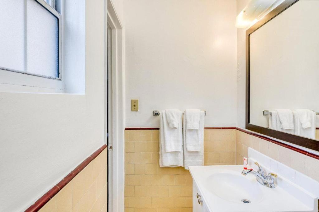 Oyo Gateway Motel Las Vegas North Strip/Fremont St. Area Luaran gambar